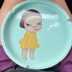 Yoshitomo NARA TOO YOUNG TO DIE ASH TRAY